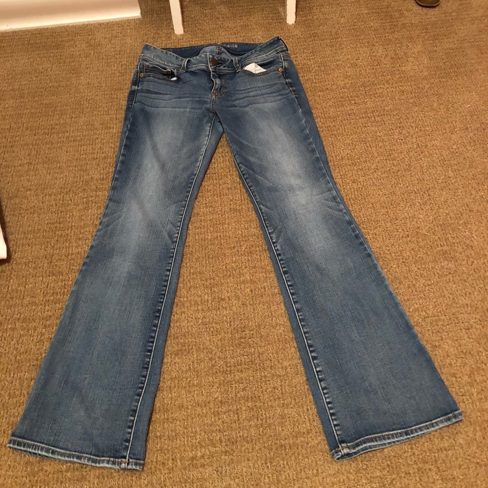 Bootcut American Eagle jeans